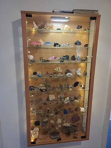 Mineraliensammlung mit komode - mineraliensammlung,