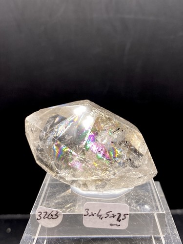 Enhydro diamant quarz cavnic - diamant,
