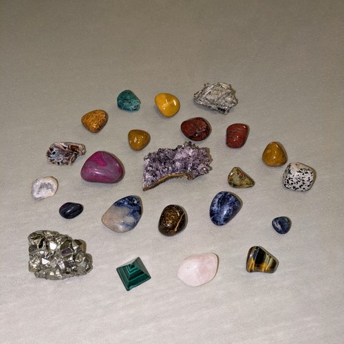 Mineralien - -, &