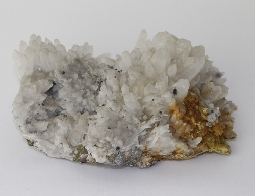 Mineralien quarz mit pyrit - mineralien,